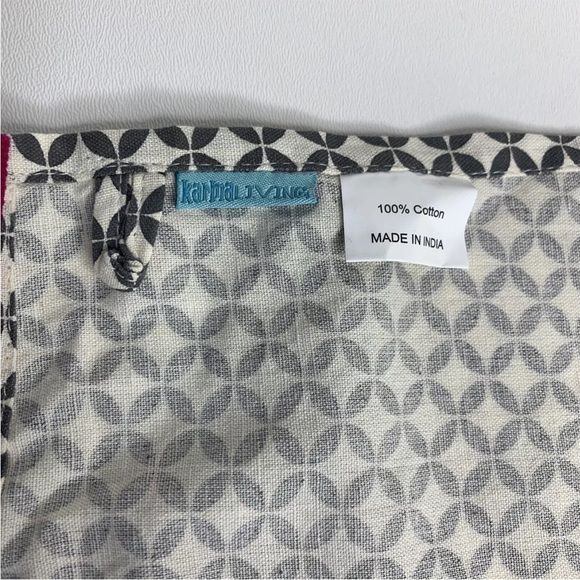 KARMA LIVING Cavelier King Charles 19"x27" Cotton Embroidered Tea Dish Towel. - Picture 7 of 9